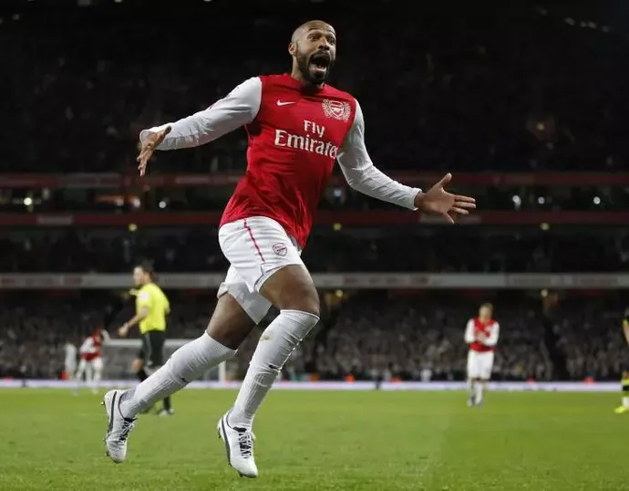 Photo Dédicacée De Thierry Henry (Équipe De France) - Format A4, Montée, Encadrée