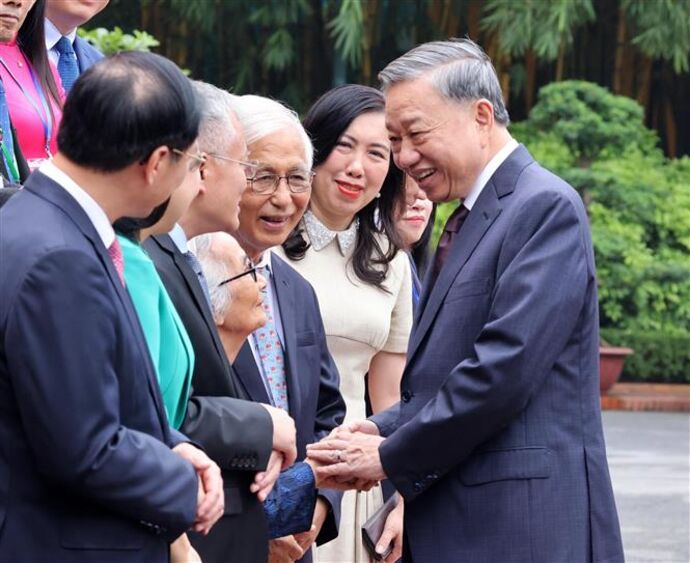 Mobiliser les forces et les ressources des Vietnamiens de l'étranger