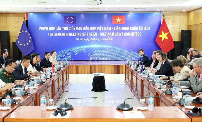 La 7 e session du Comité mixte Vietnam