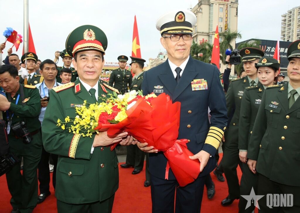 Chinese Minister of National Defense visits Quang Ninh for Vietnam