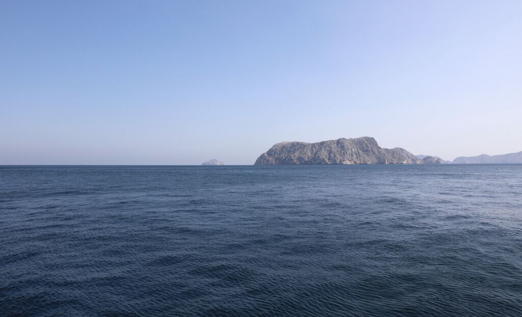 The IRGC warns the United States against any attack targeting its ships
