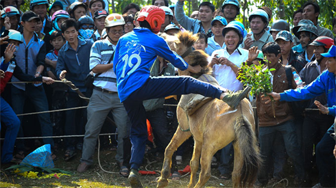 Des spectateurs attentifs et enthousiastes. Photo : TTOL/CVN