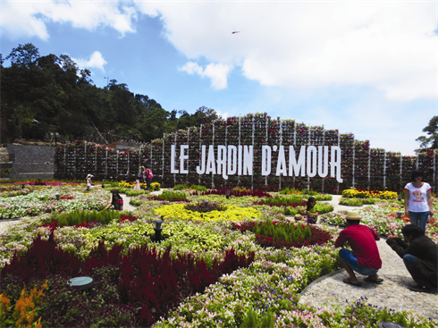 Le jardin d’amour du mont Bà Nà.