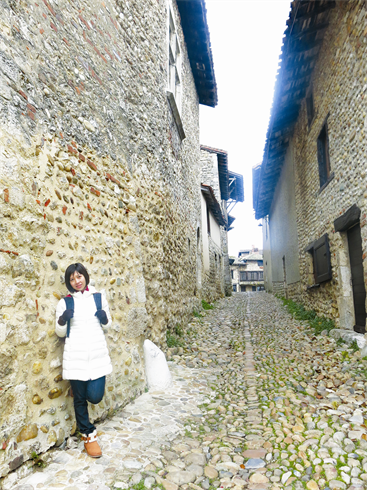 Pérouges est une destination de prédilection pour de nombreux touristes à Lyon.    